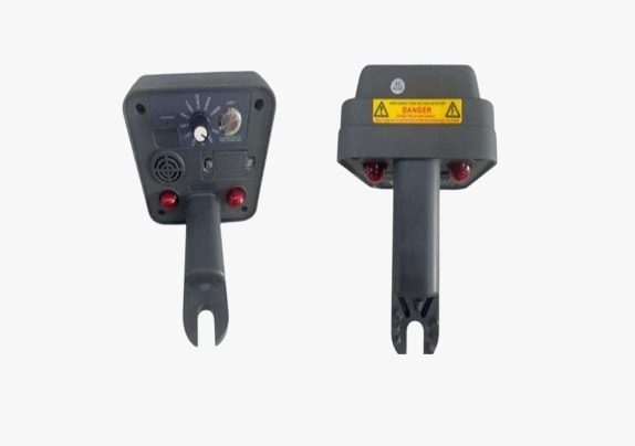 High Voltage Detector